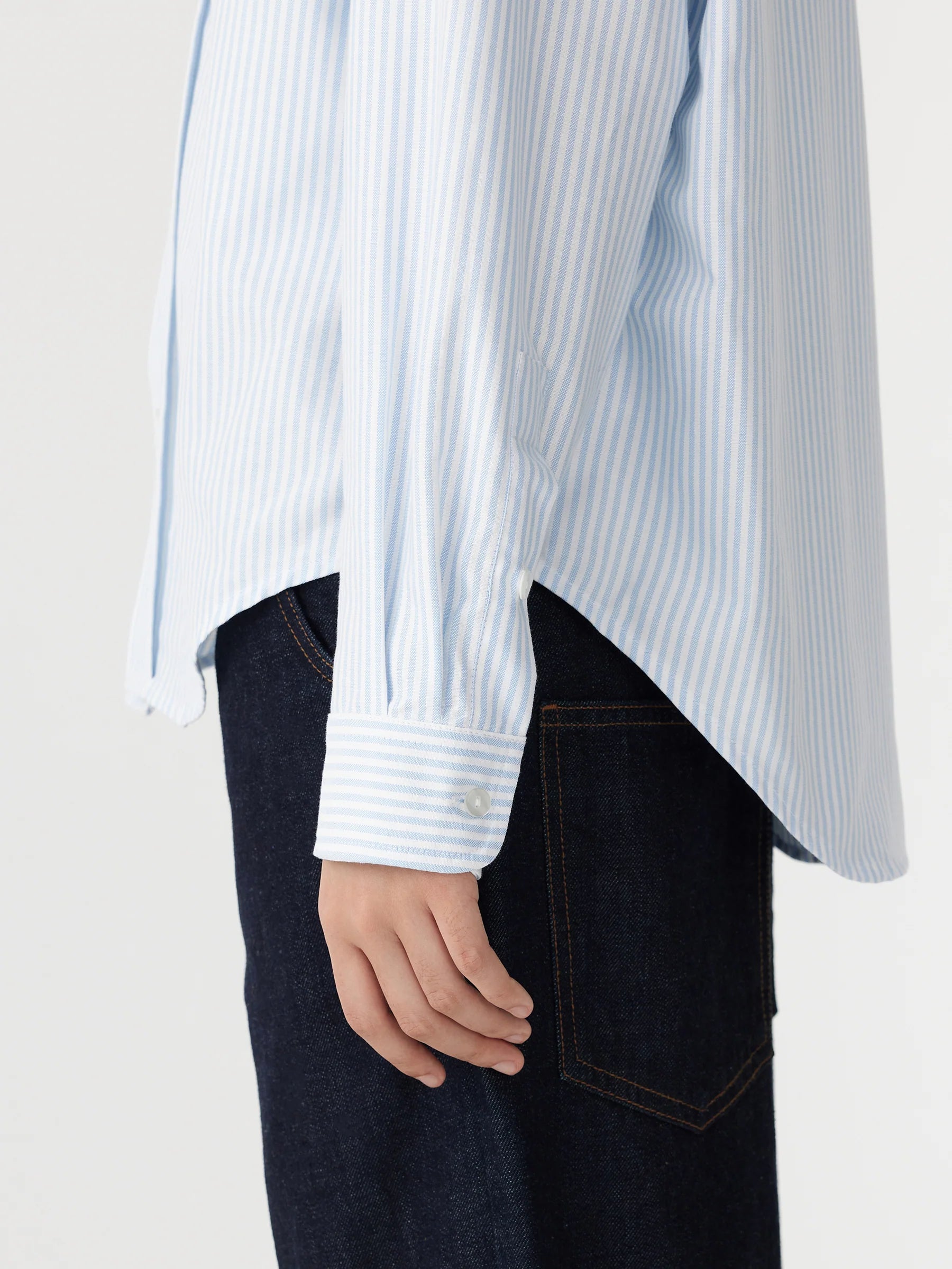 Oversized Universal Shirt | White and Pale Blue
