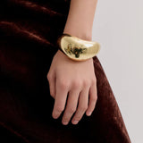 Anna Rossi Thick Warped Bangle in Gold