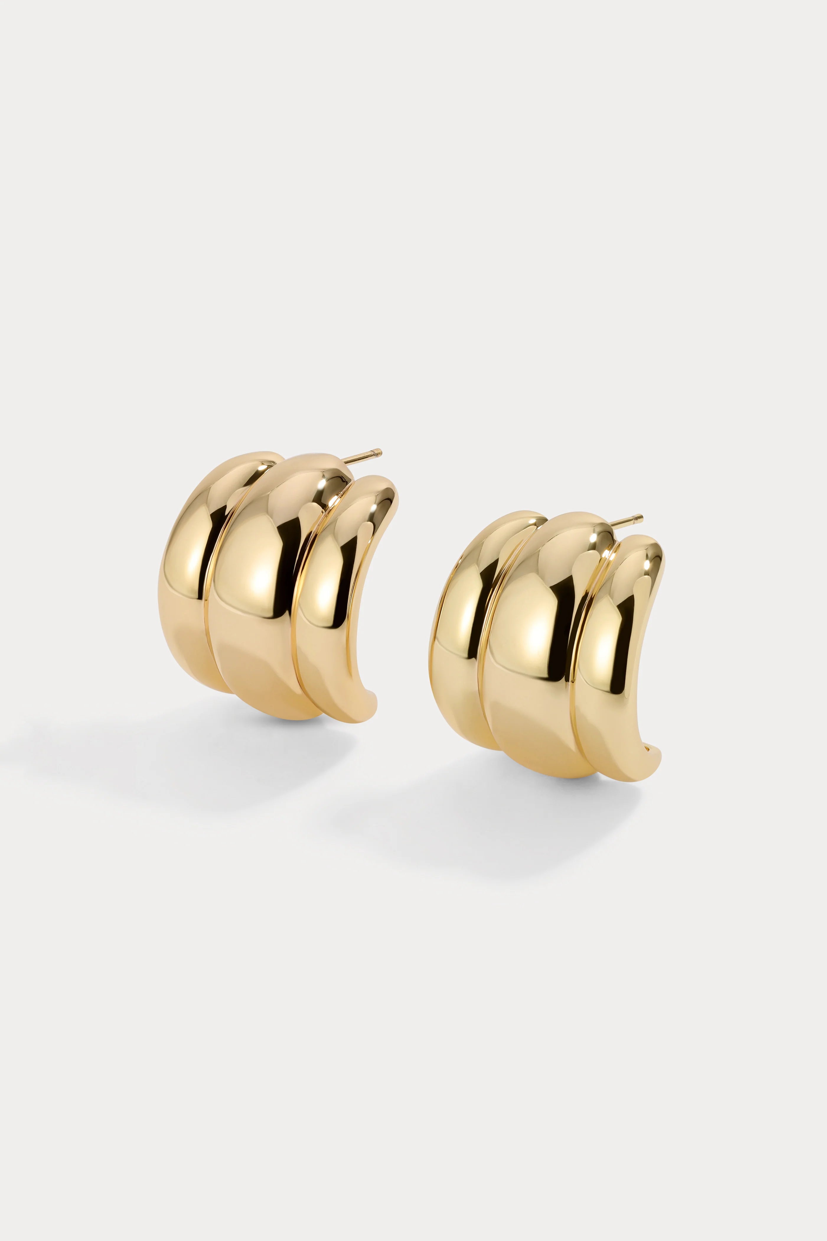 Lili Claspe Elsa Shield Earrings - Gold