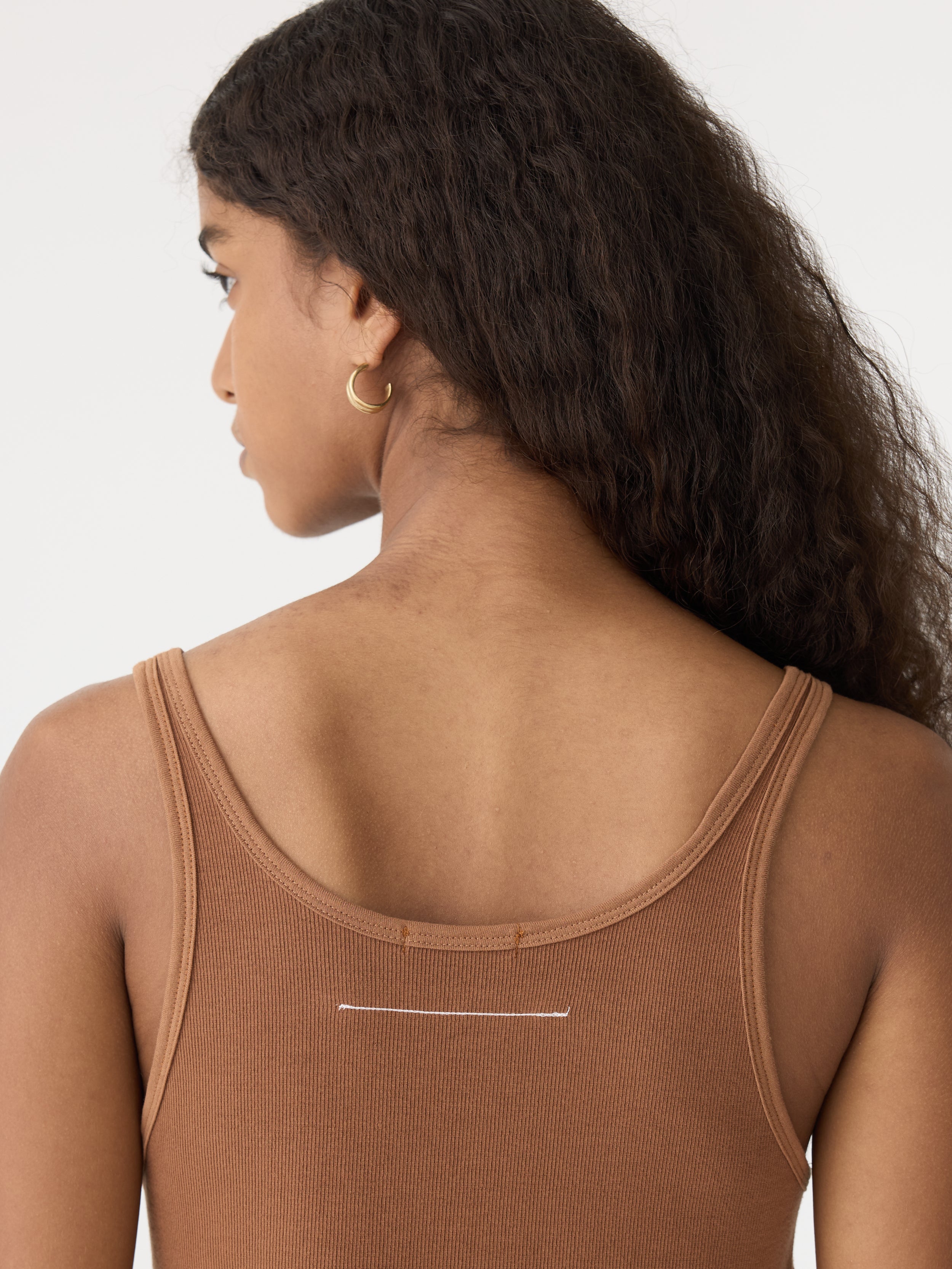 Bassike Slim Scoop Rib Tank in Argan