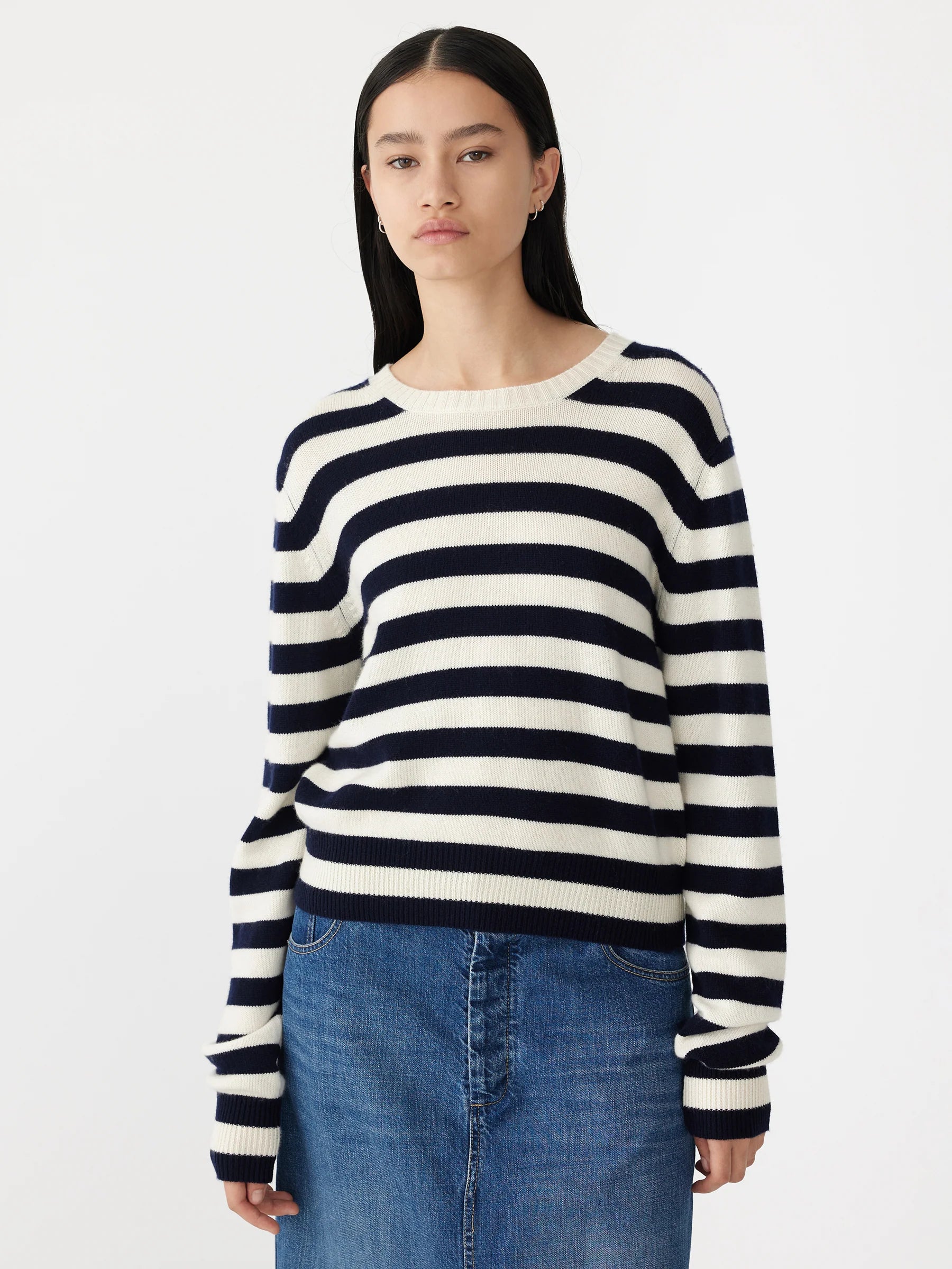 Wool Cashmere Classic Knit | Navy and White