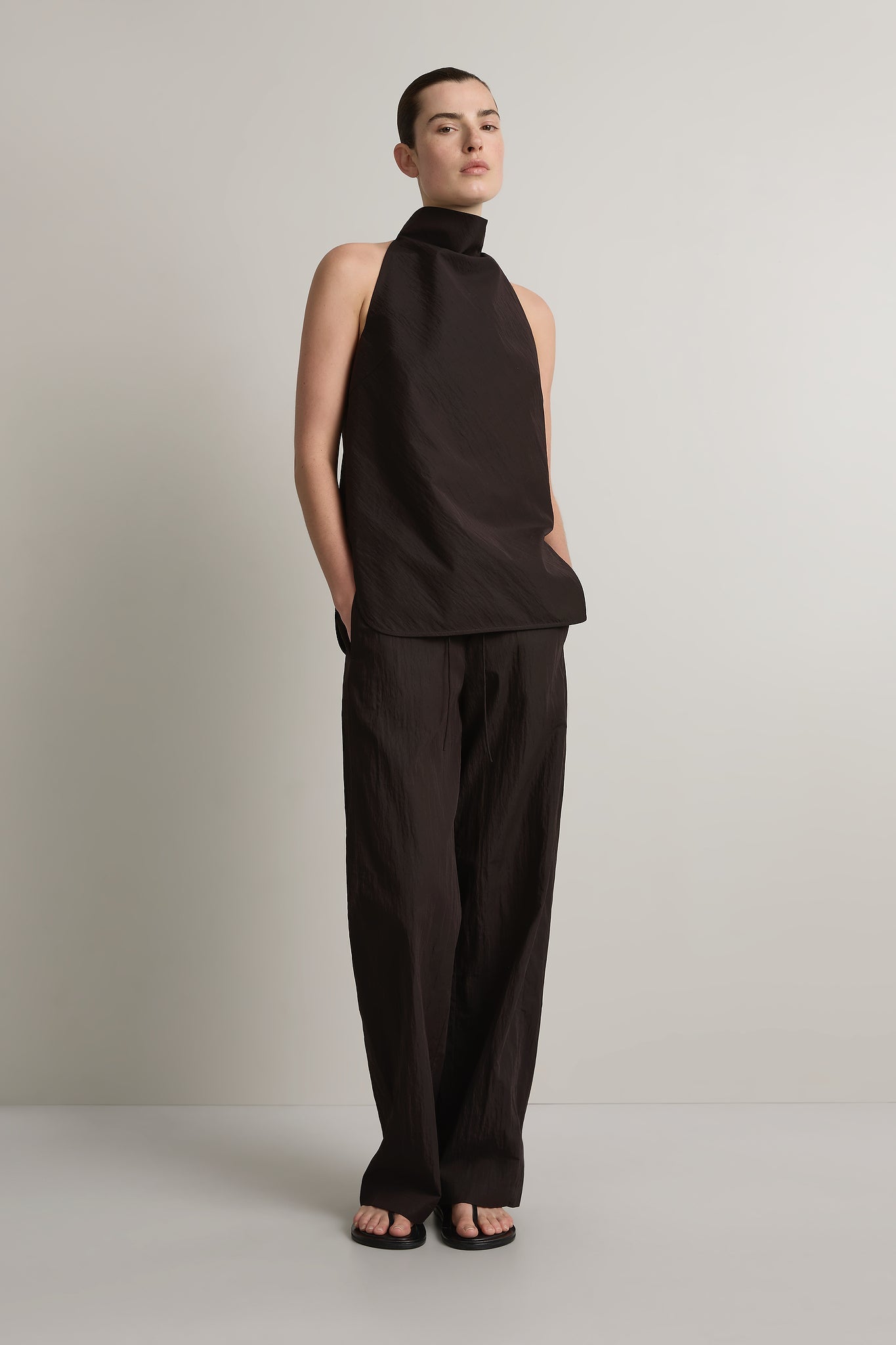 A Emery Allen Top in Bistre - side view