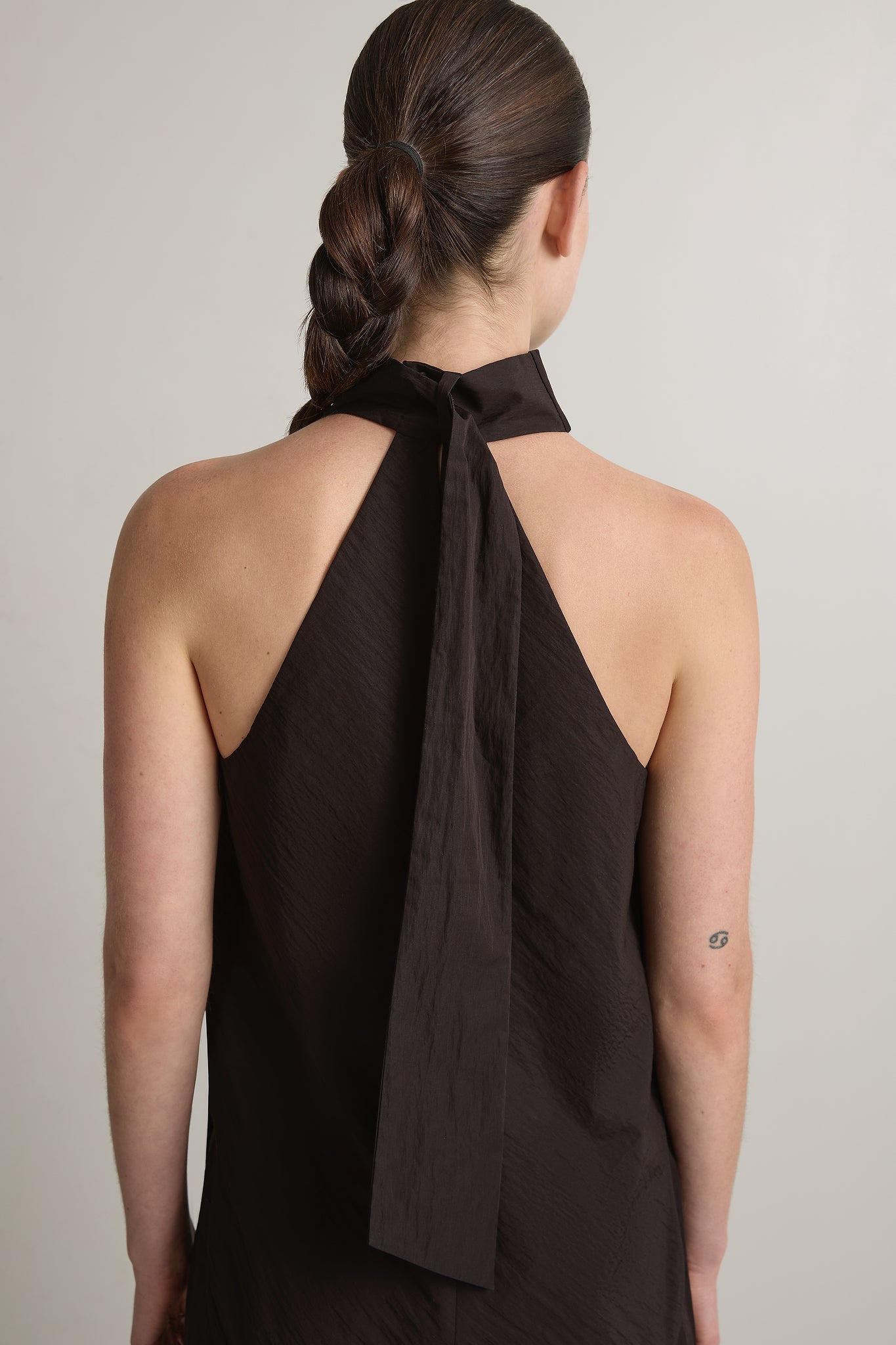 A Emery Allen Top in Bistre - styled look