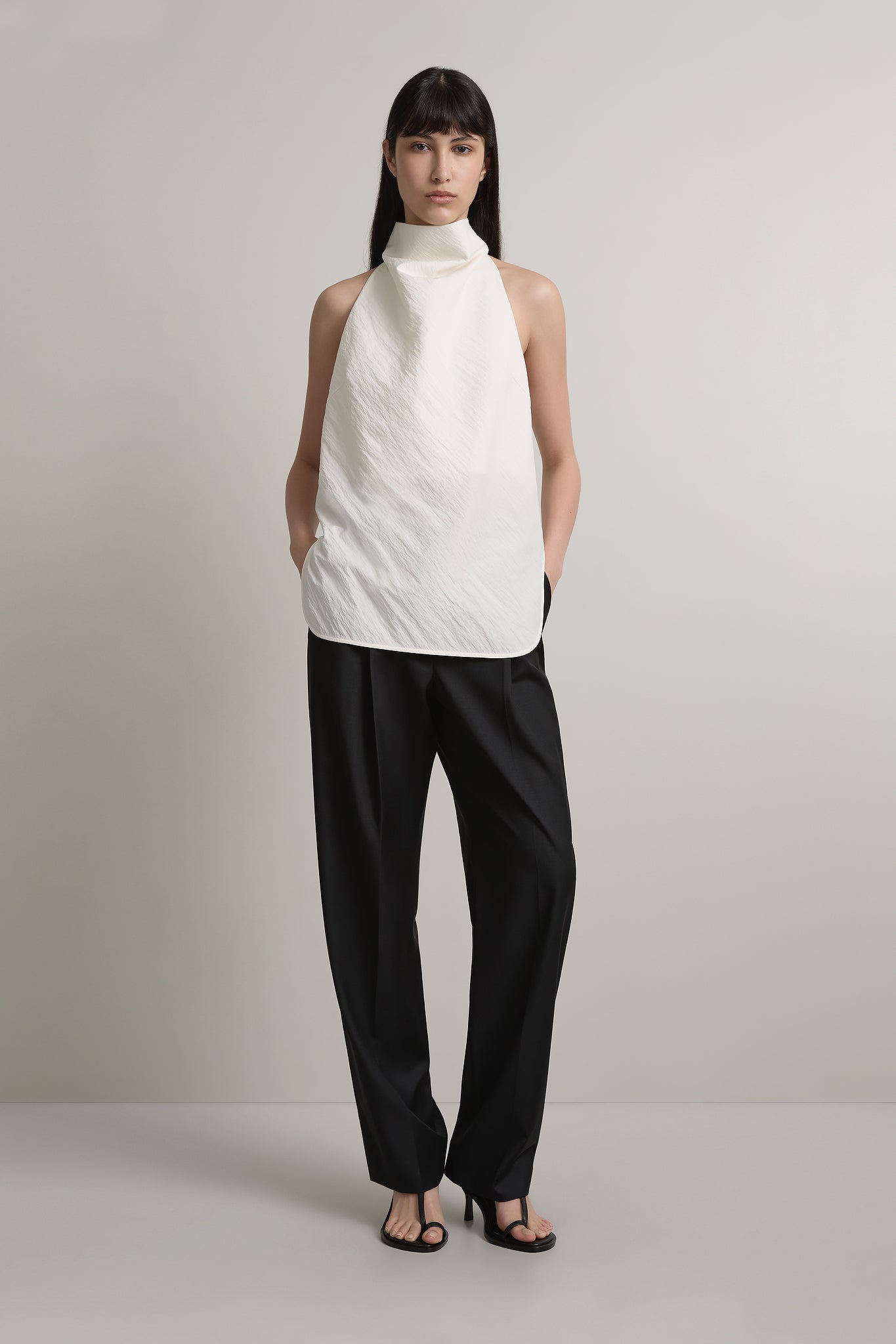 A Emery Allen Top in Chalk - side view