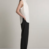 A Emery Allen Top in Chalk - detail view