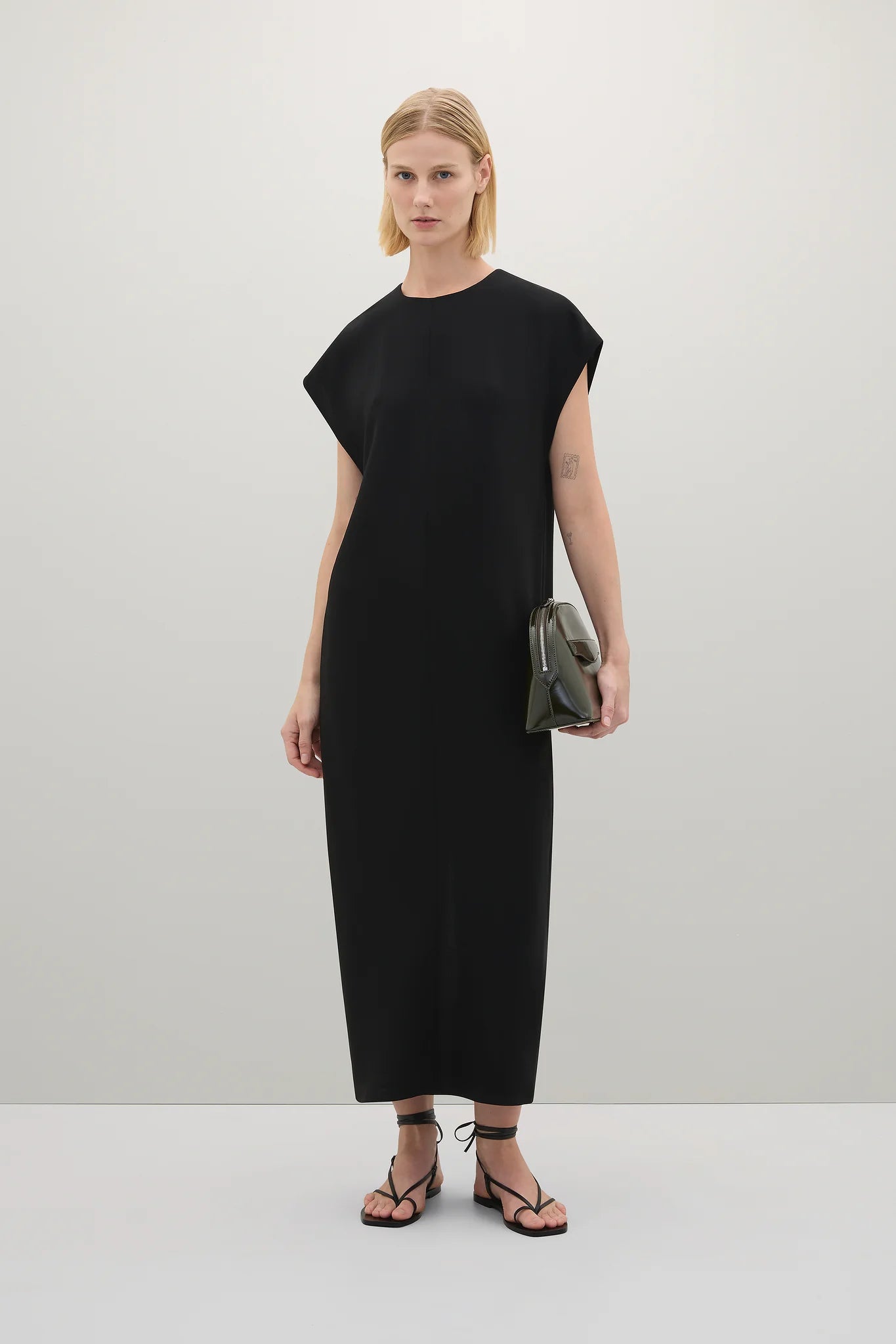 A Emery Adelaide Dress in Black