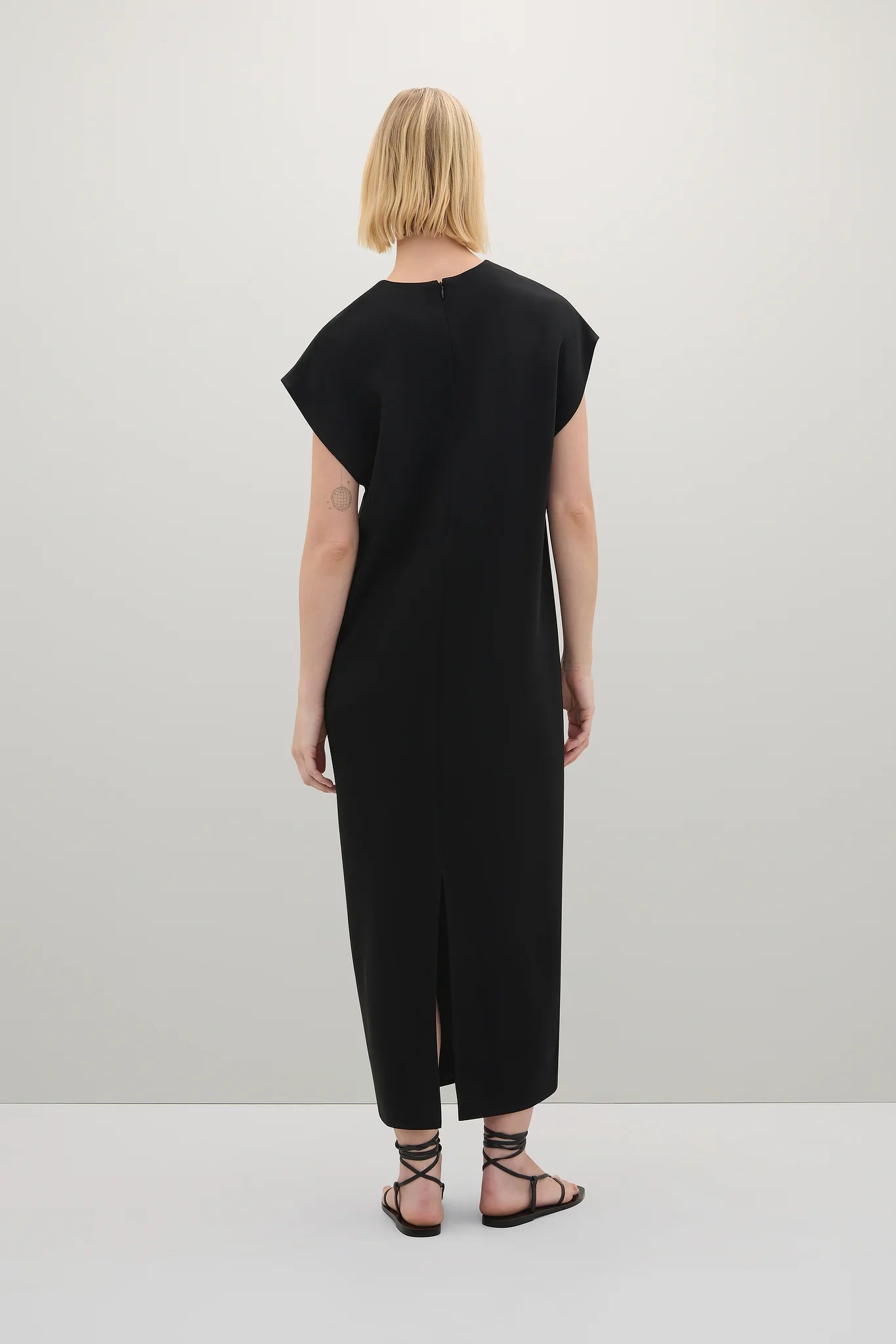 A Emery Adelaide Dress in Black