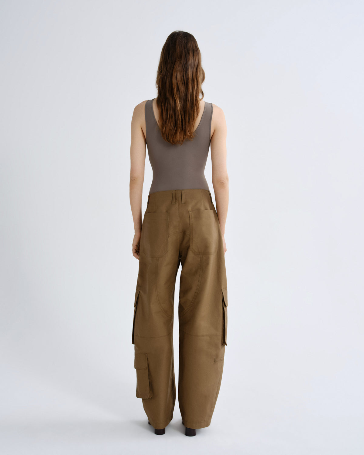 Agolde Ambika Utility Pant in Toffee - side view