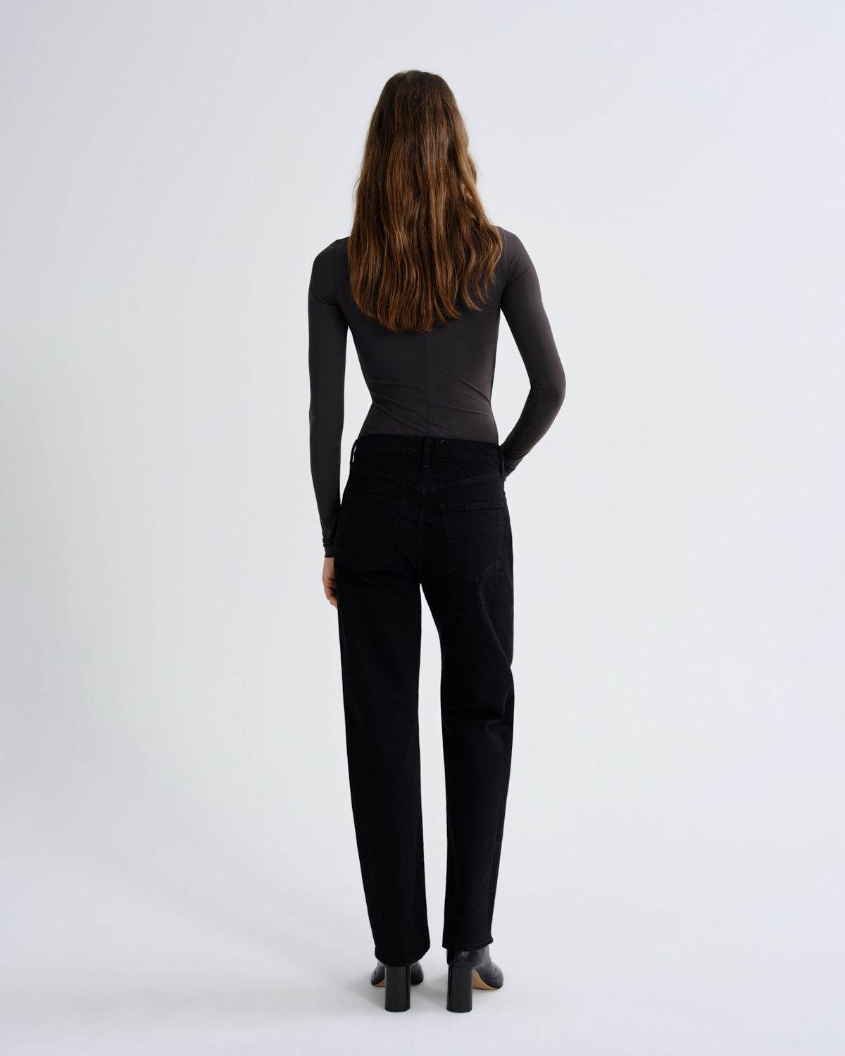 Agolde Lana HR Vintage Straight Stretch in Divert - side view