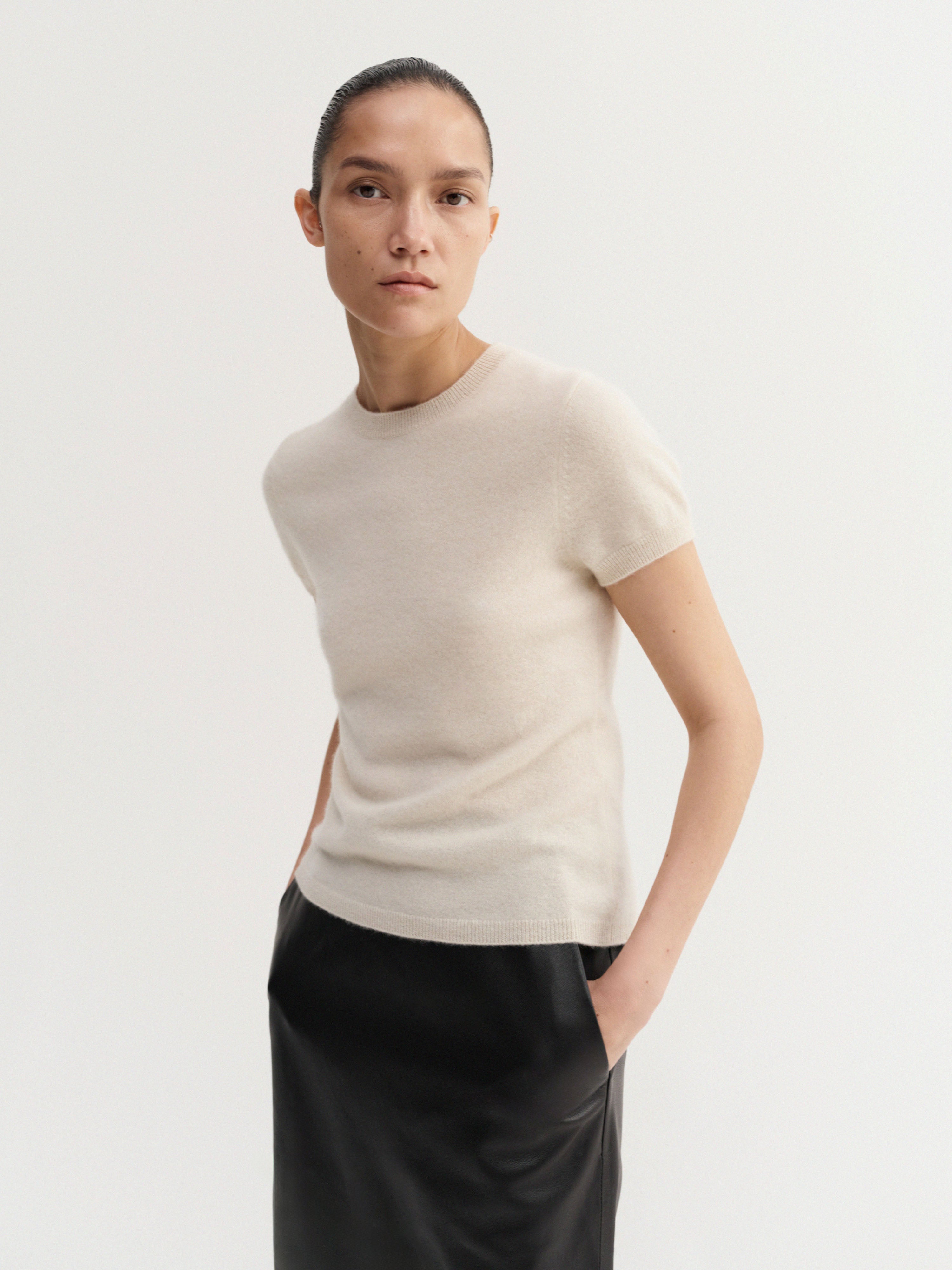 Almada Agmes Top in Vanilla - side view