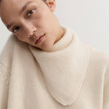 Almada Bini Scarf in Vanilla - detail view