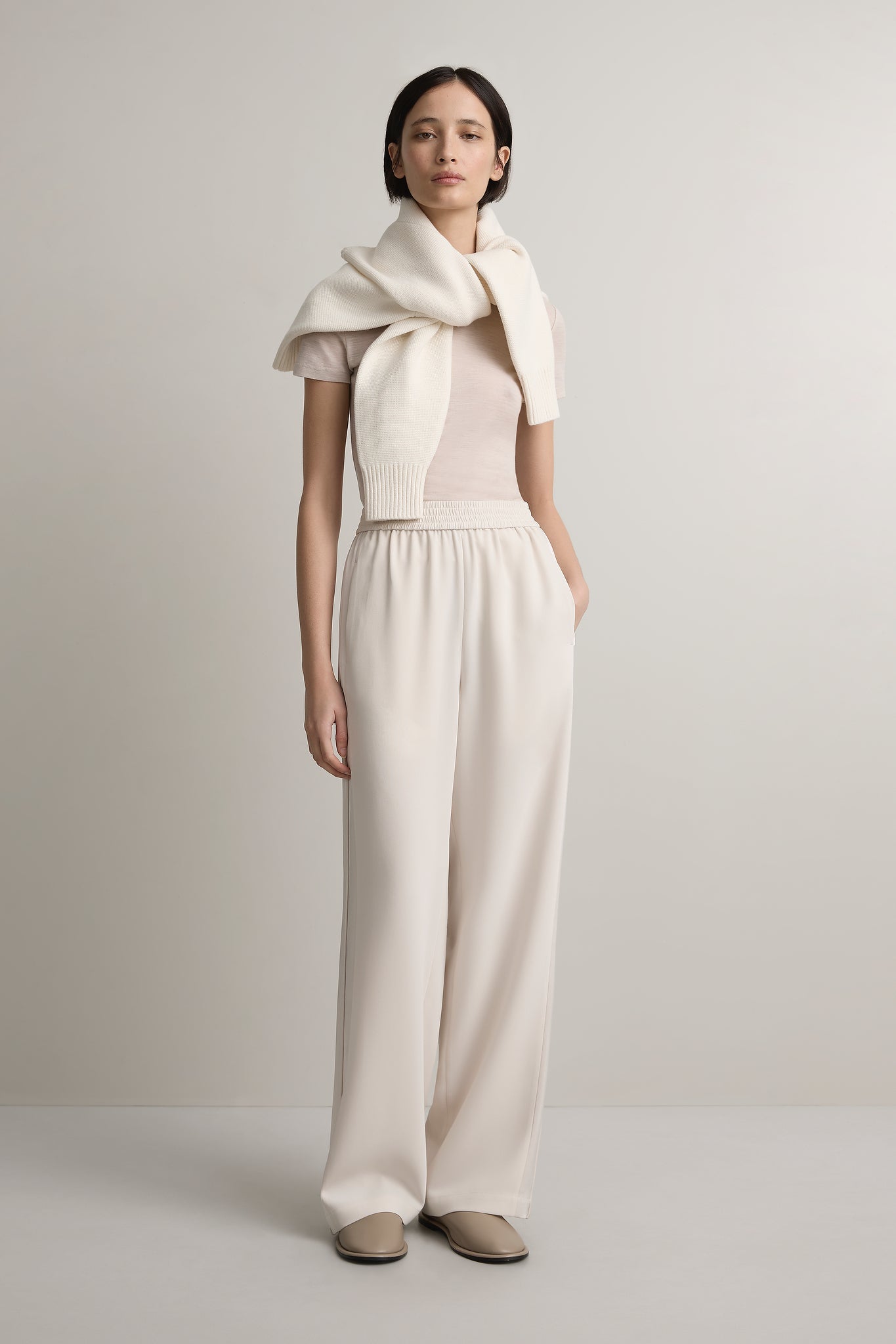 A Emery Angus Pant in Oyster - side view