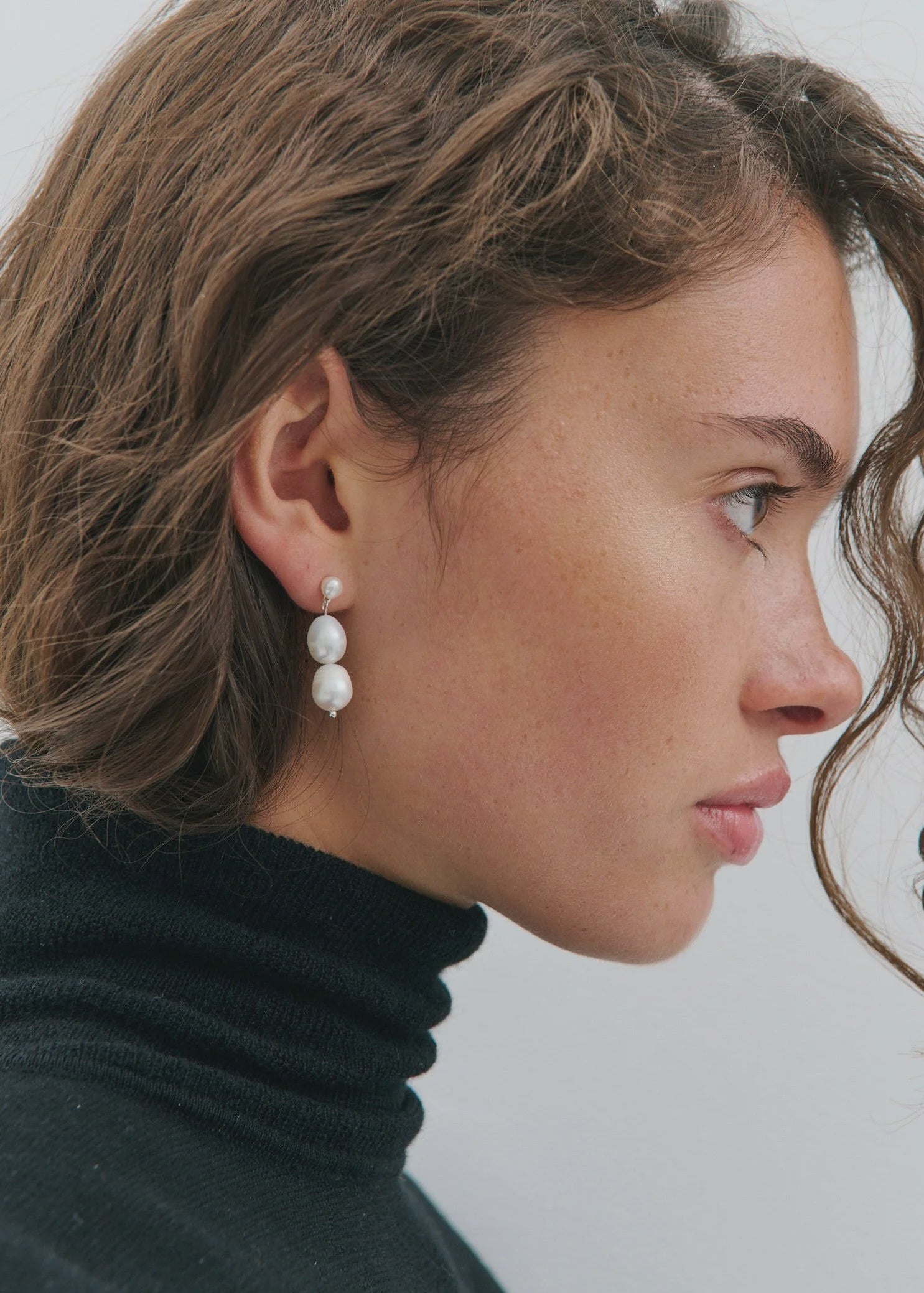 Anna Rossi Double Drop Pearl Earring in Rhodium Silver and Pearl