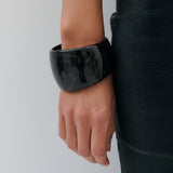 Anna Rossi Ode Bangle in Black