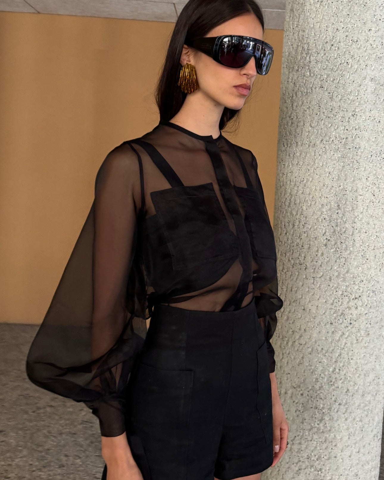 Artclub Apollinaire Shirt in Noir - styled look