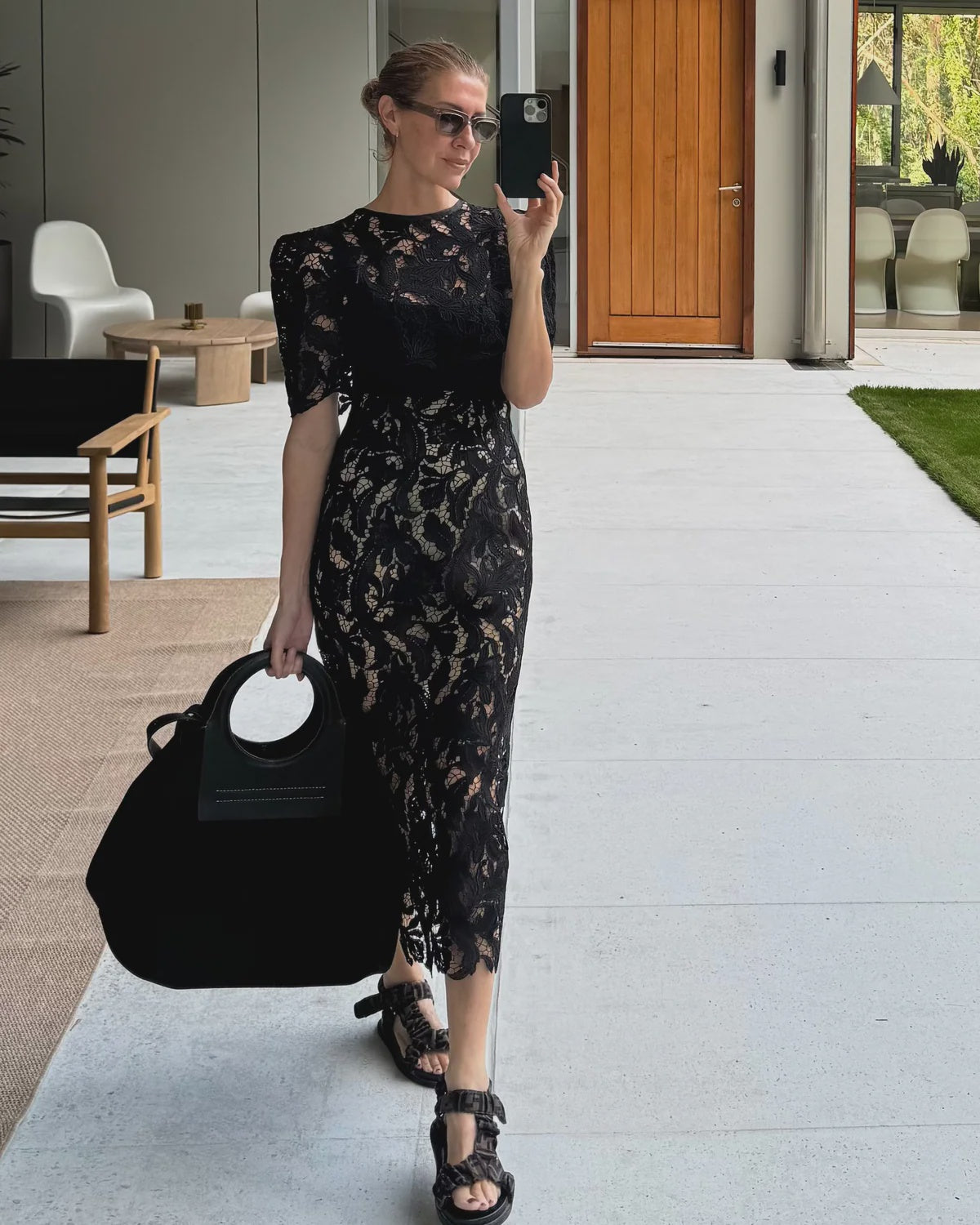 Artclub Florentine Lace Midi Skirt in Noir