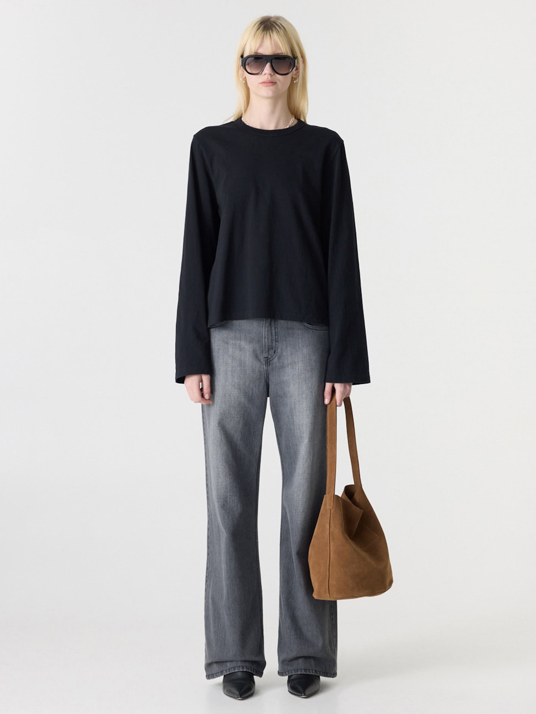 Bassike Boxy Wide Slv T-Shirt in Black