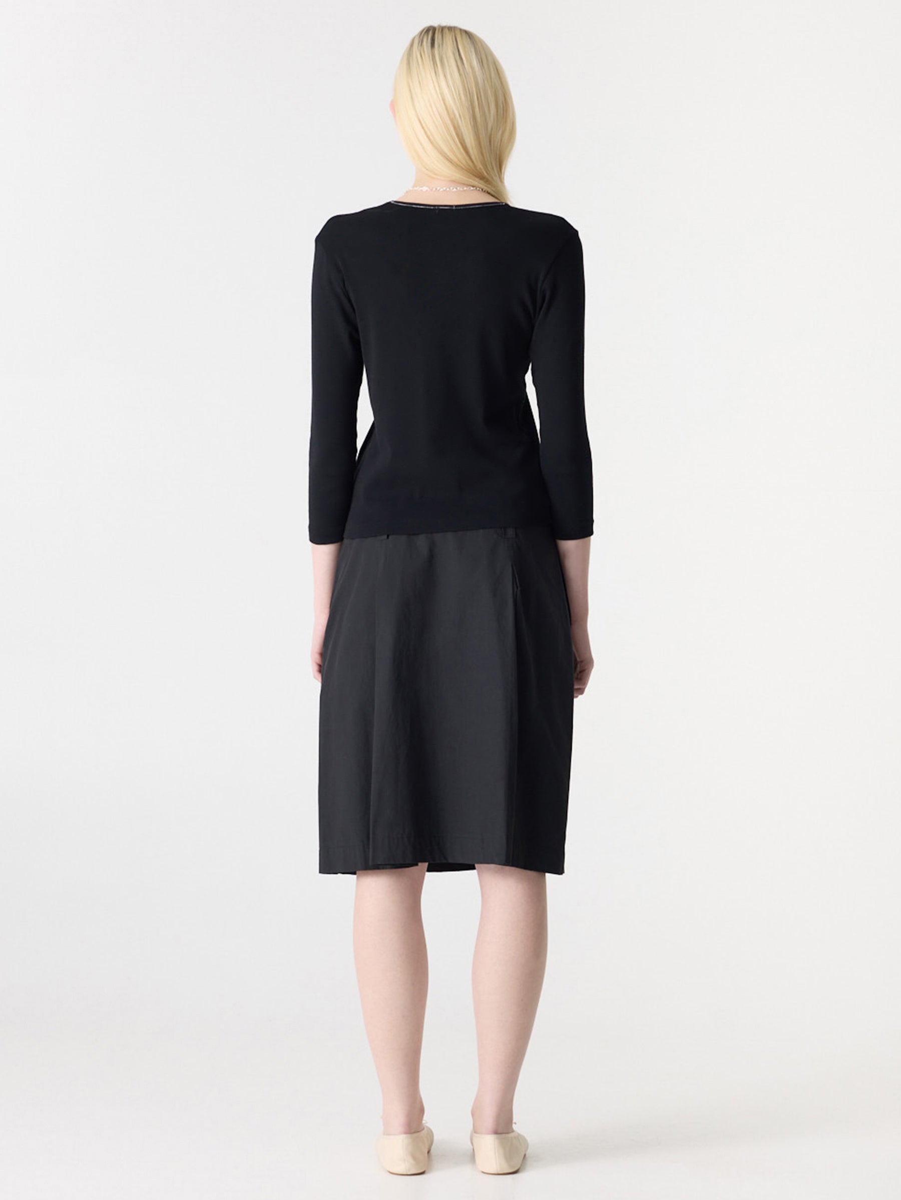 Bassike Crushed Cotton Box Pleat Skirt in Black - outfit inspiration