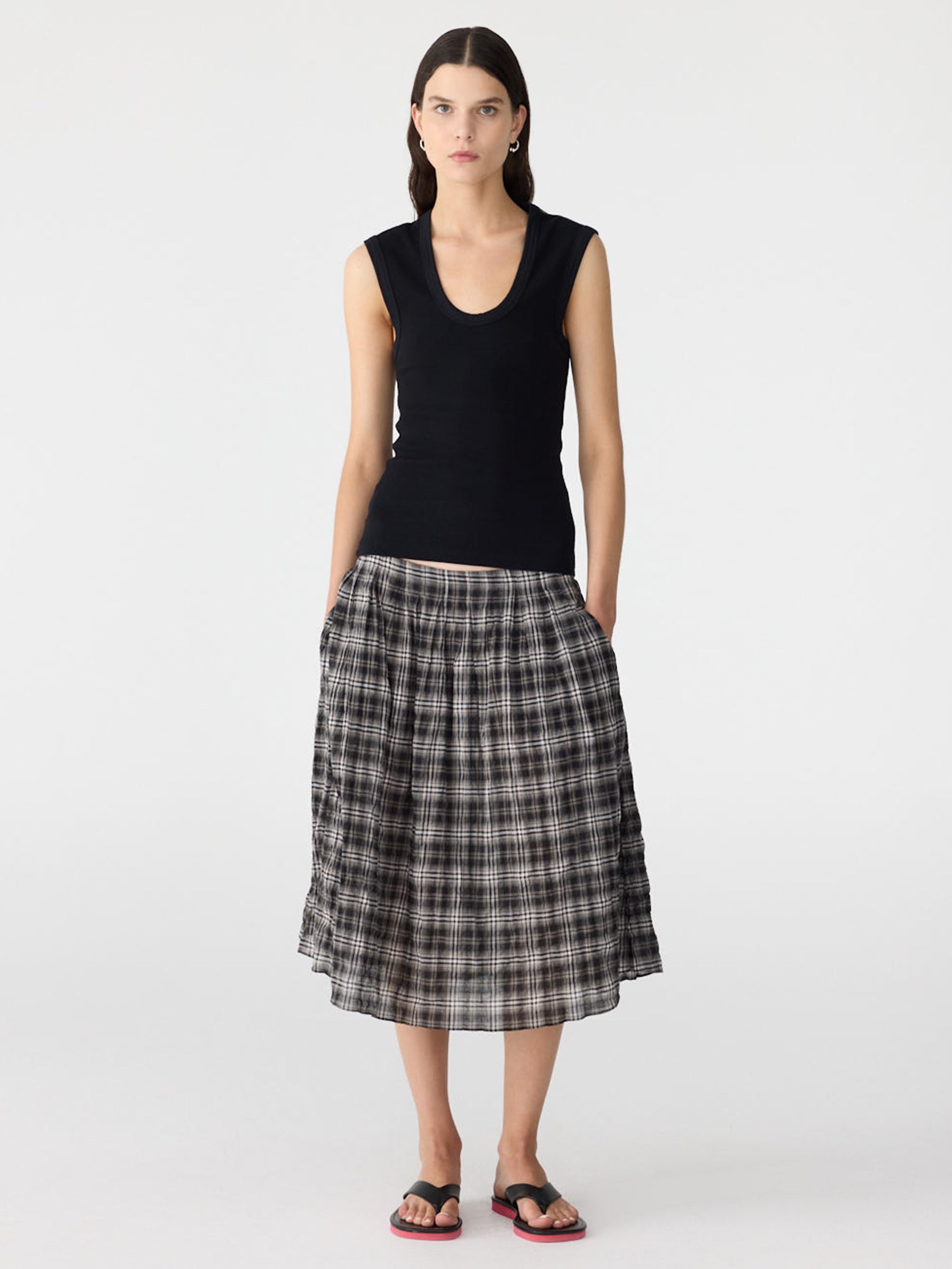 Bassike Essential Scoop Tank in Black - detail view