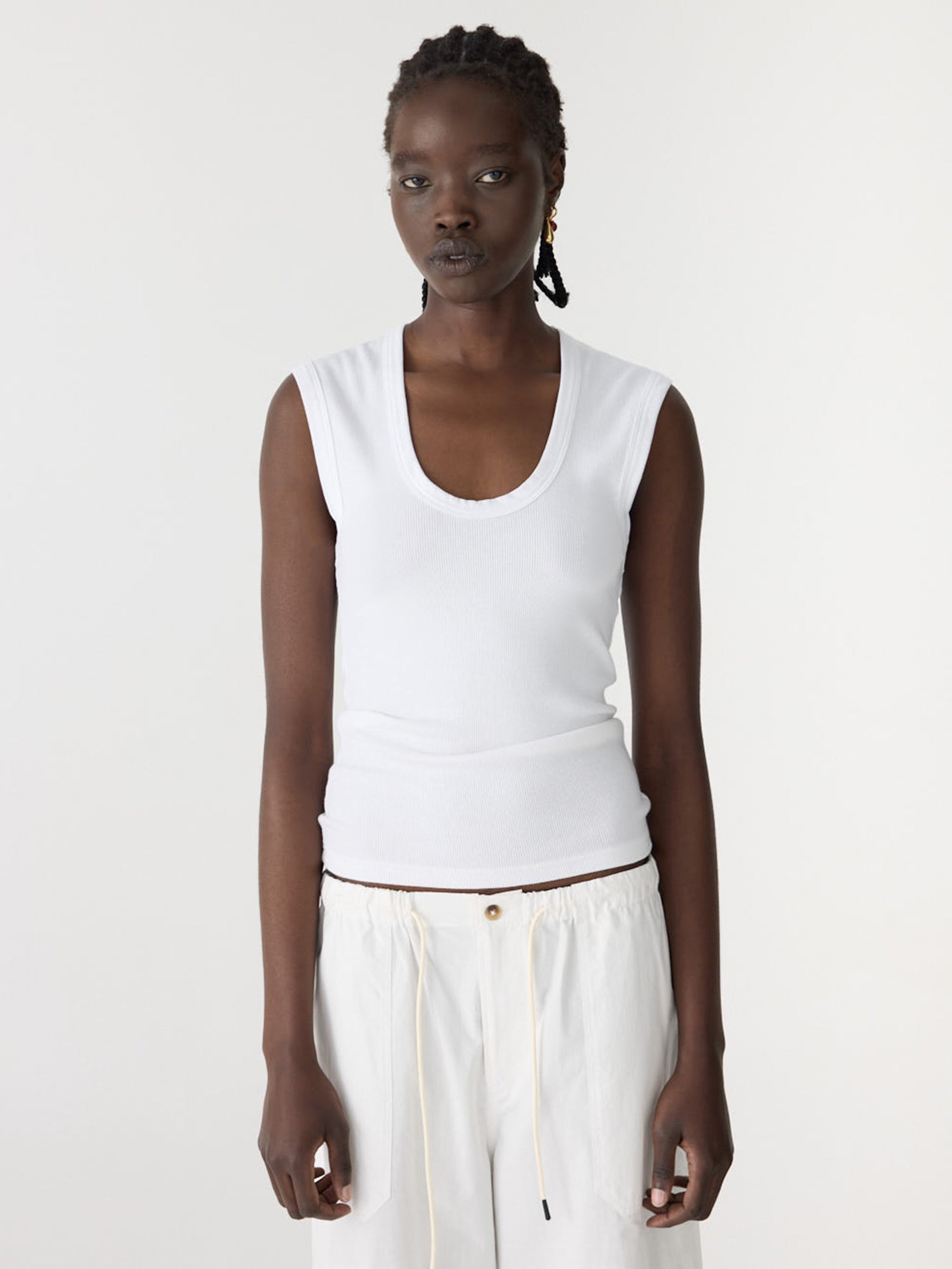 Bassike Essential Scoop Tank in White - side view