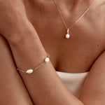By Charlotte Connected by Love Engravable Pearl Bracelet in 18K Gold Vermeil