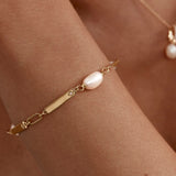 By Charlotte Connected by Love Engravable Pearl Bracelet in 18K Gold Vermeil