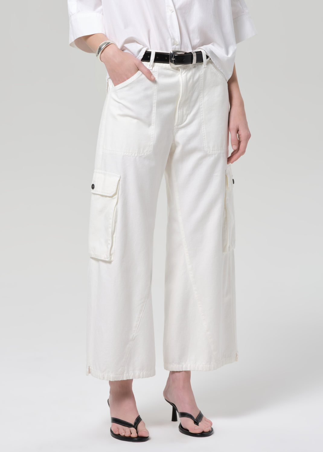 Citizens Of Humanity Thassos Twisted Seam Utility Pant in Pashmina - styled look