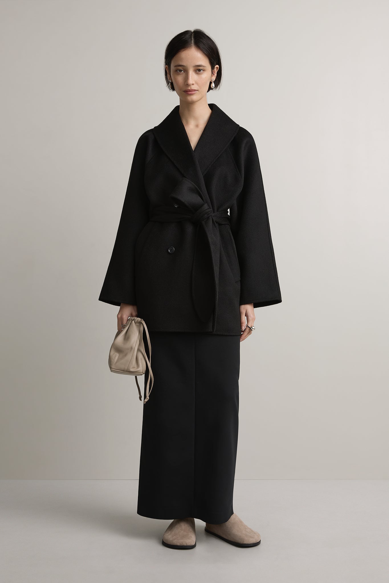 A Emery Crosby Jacket in Black - side view