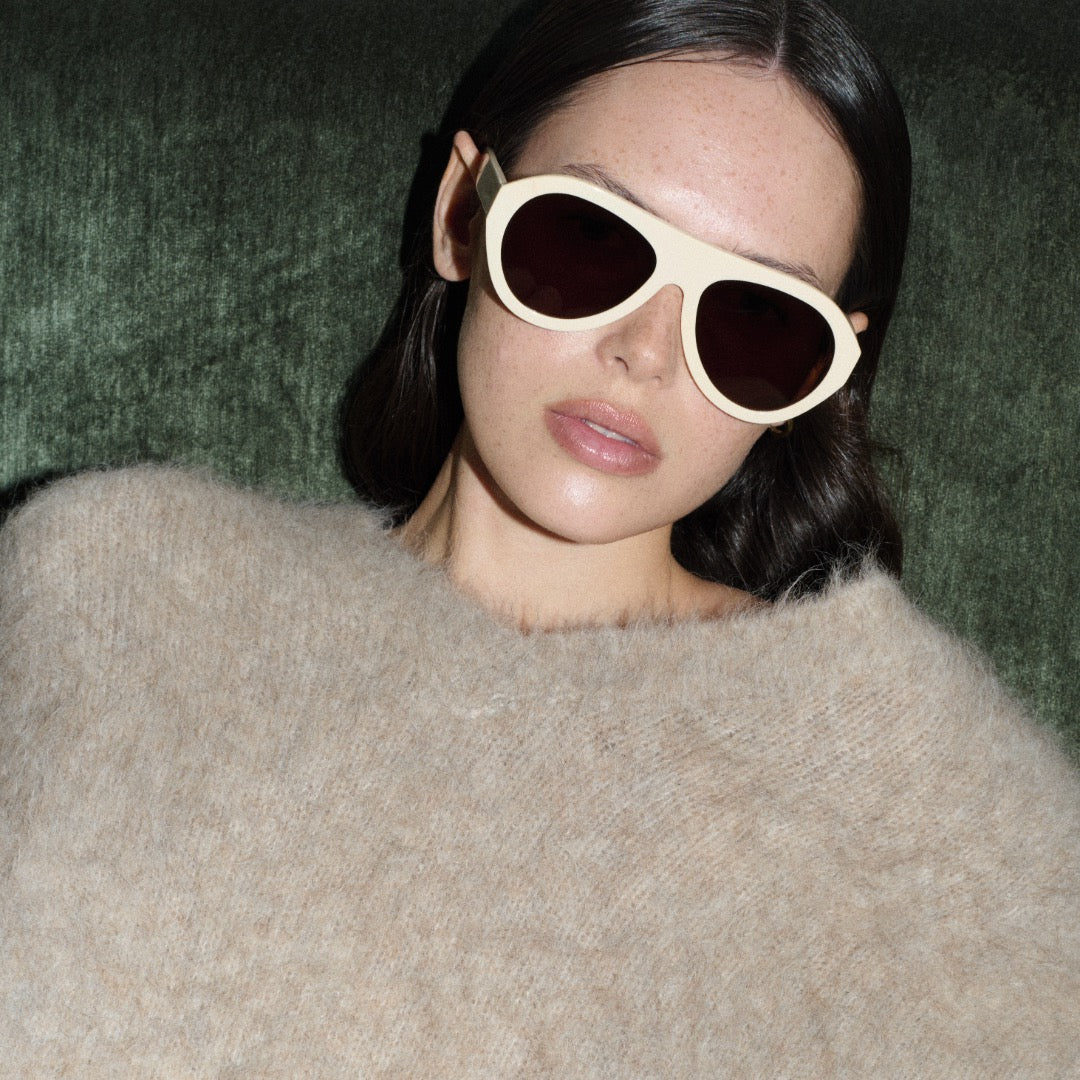 Edera Eyewear Avena in Butter - styled look