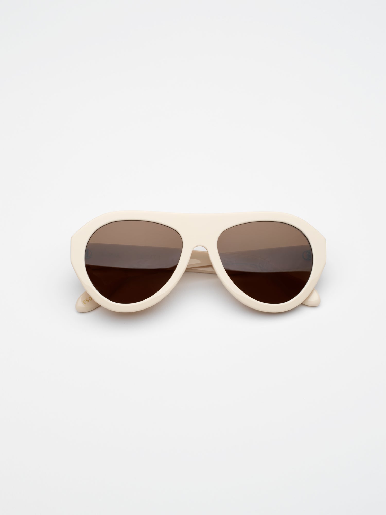 Edera Eyewear Avena in Butter - detail view