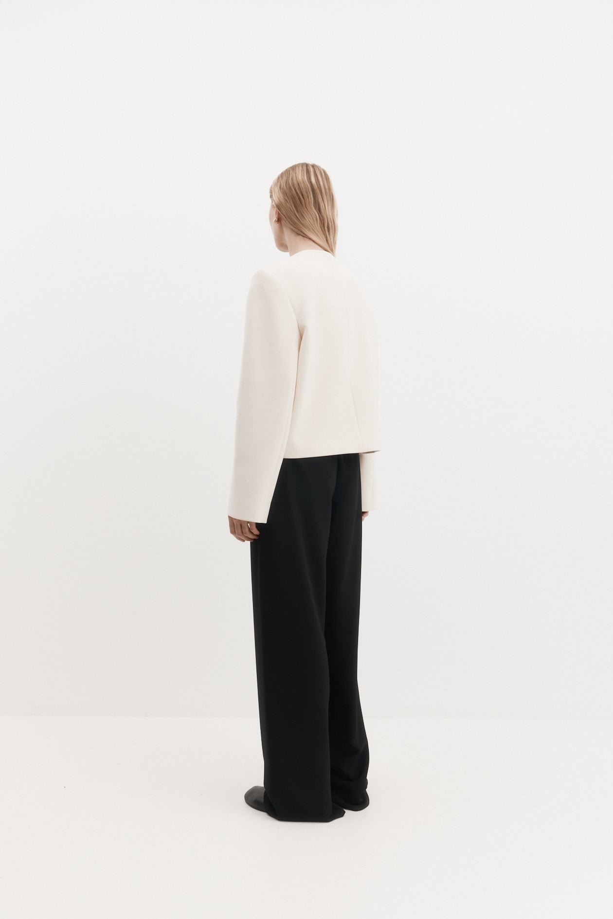 Harris Tapper Tilmens Blazer in Bone - styled look
