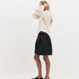 Harris Tapper Voluminous Short in Black - detail view