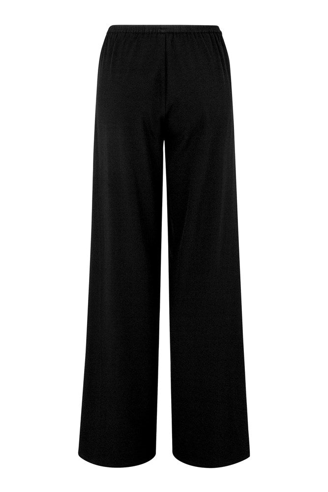 Harris Tapper Irving Trouser in Black - outfit inspiration