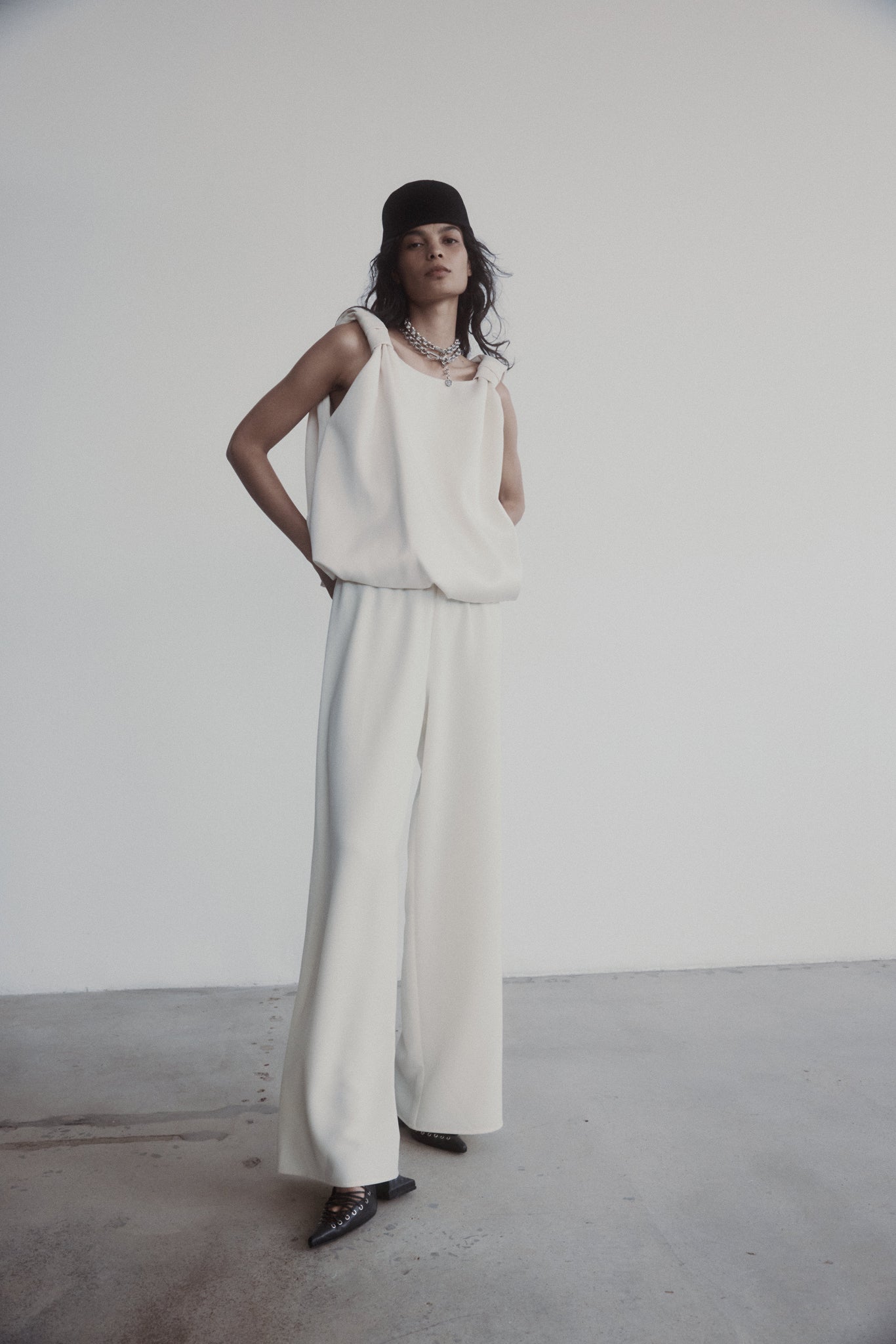 Harris Tapper Irving Trouser in Bone - styled look