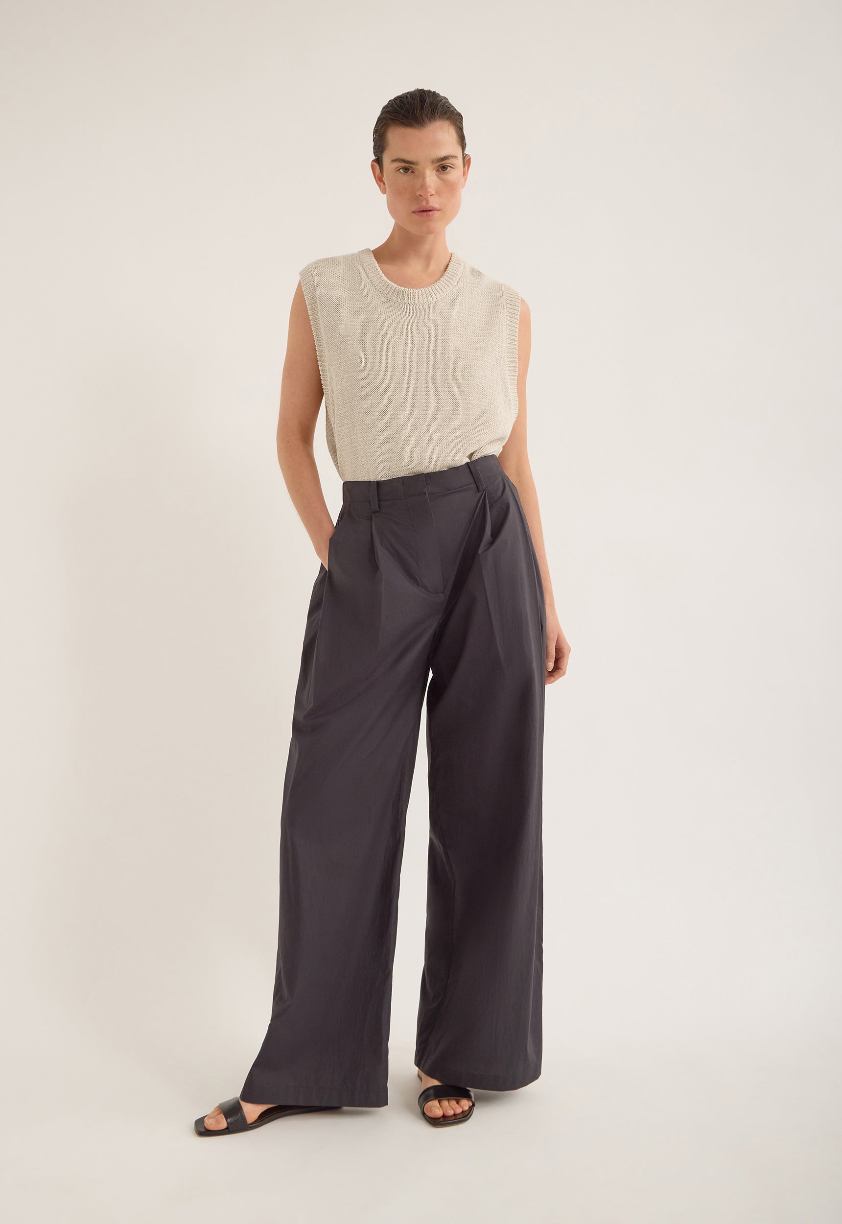 Jac and Jack Catcher Vest in Berg Marle - side view