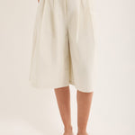 Jac and Jack Verner Short in Ante White - detail view