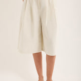 Jac and Jack Verner Short in Ante White - detail view