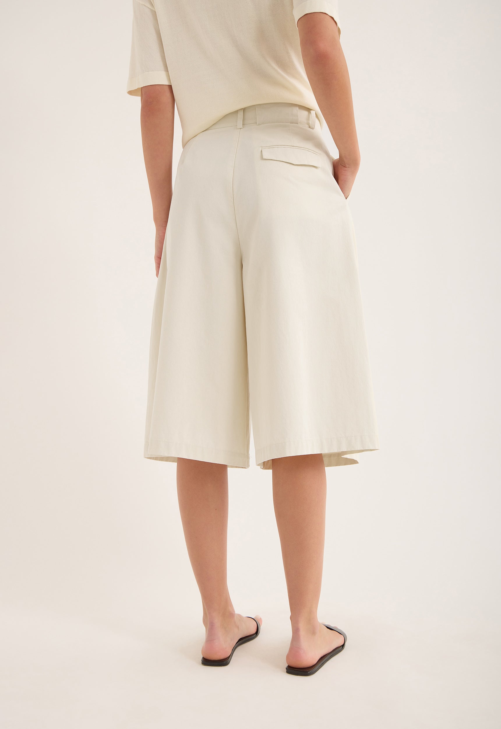 Jac and Jack Verner Short in Ante White - outfit inspiration