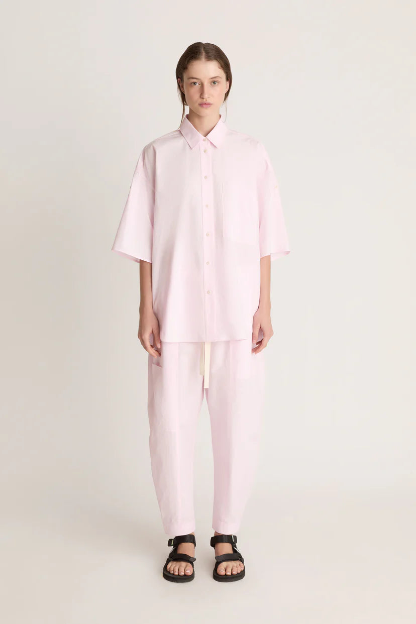 Lee Mathews Poplin Short Sleeve Shirt in Musk