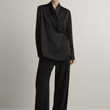 A Emery Lea Shirt in Black