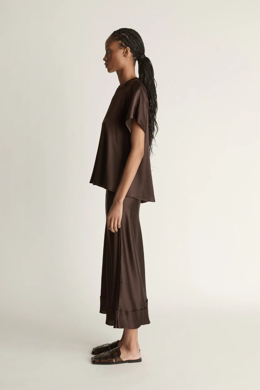 Lee Mathews Stella Silk Satin Raglan Tee in Chocolate