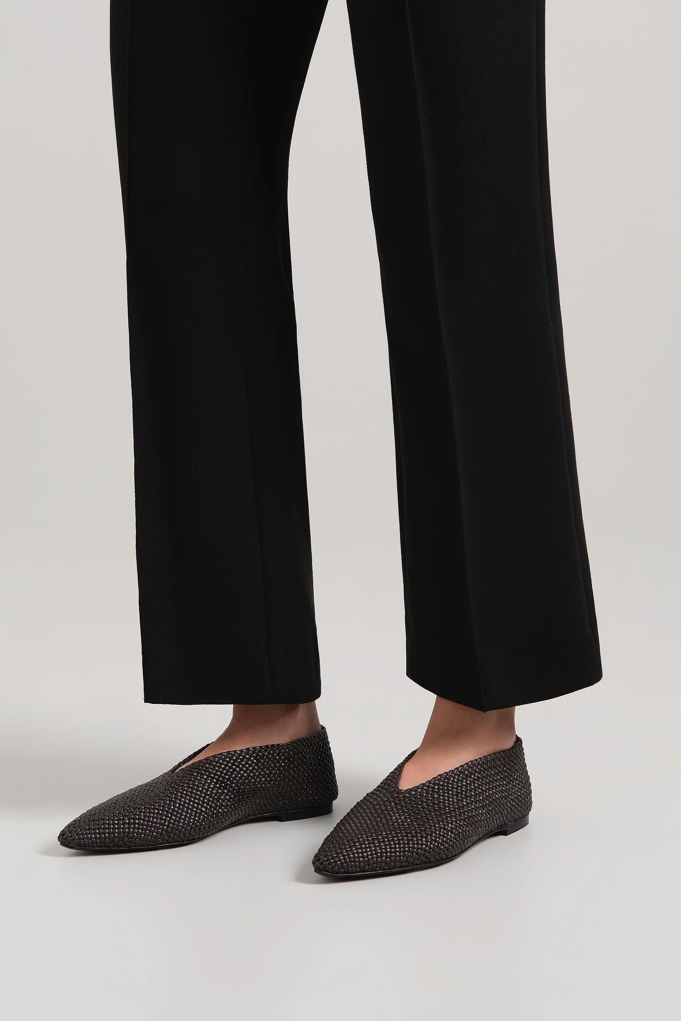 A Emery Lima Flat in Mulch Woven