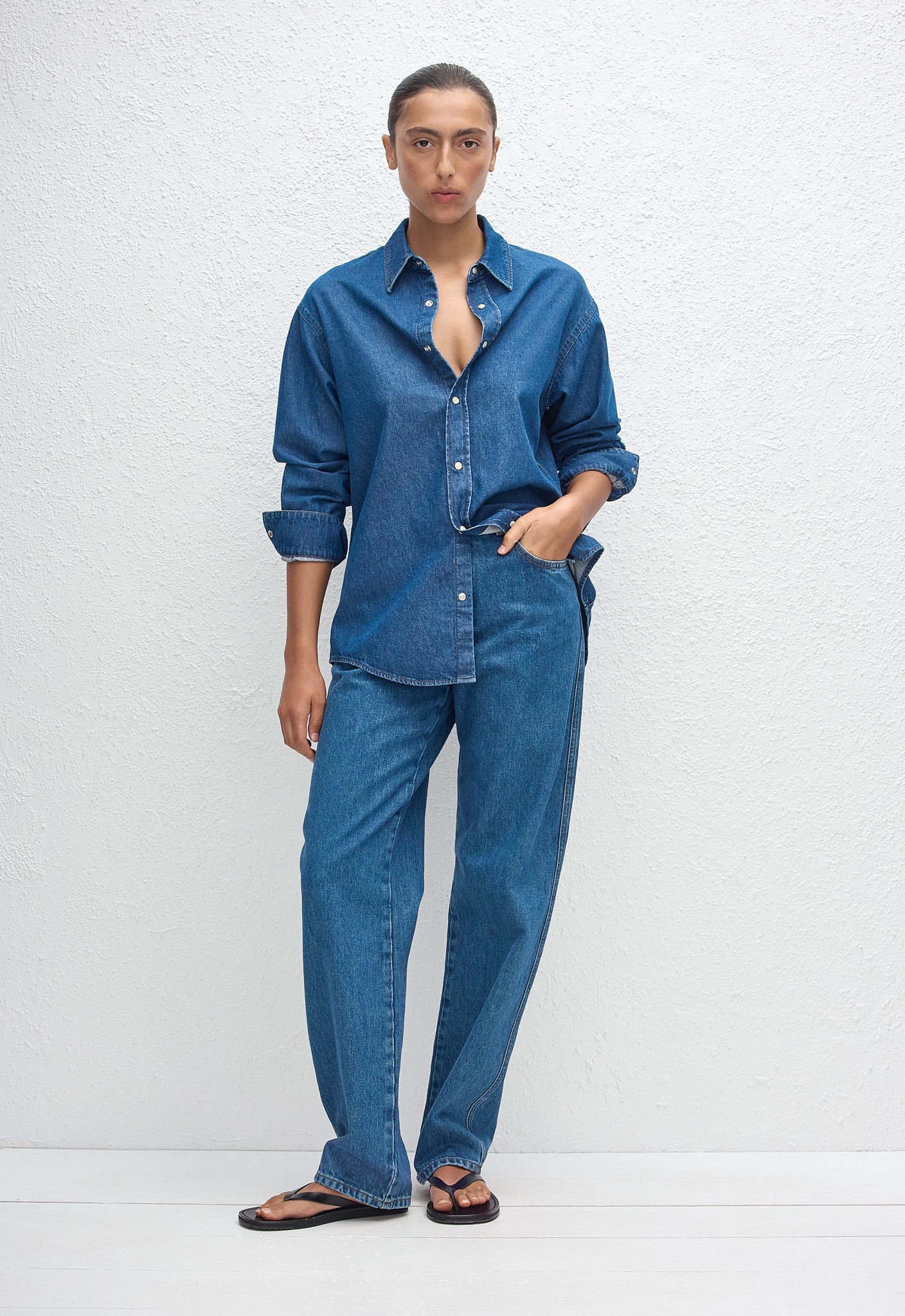 Matteau Denim Shirt in Classic Wash - side view