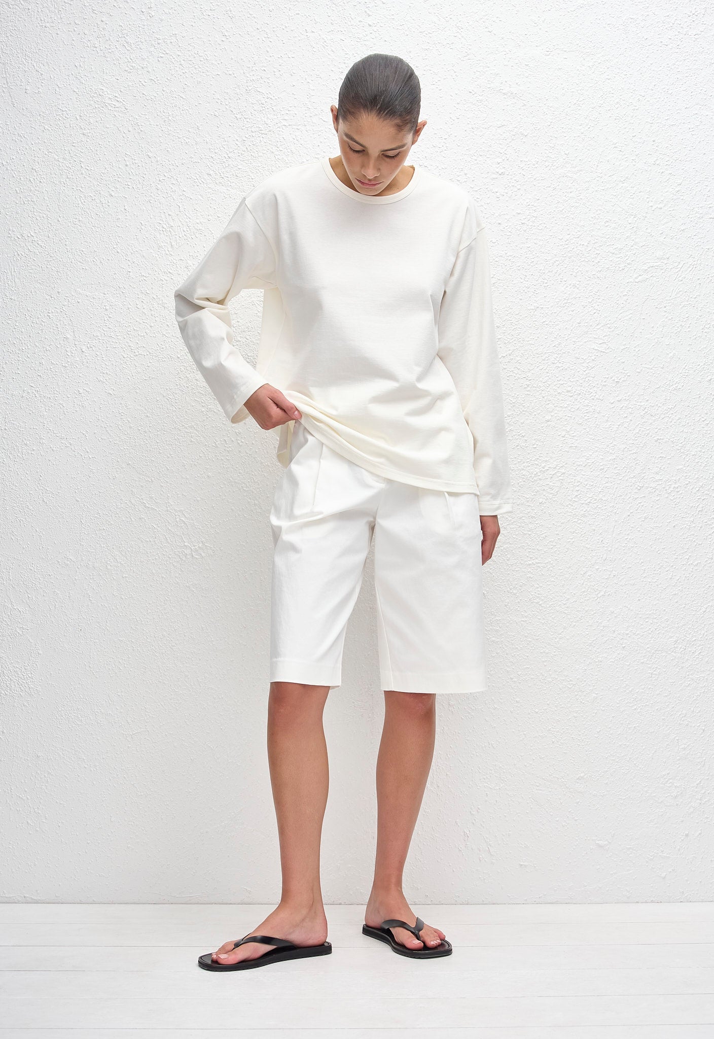 Matteau Long Sleeve Tee in Chalk - side view