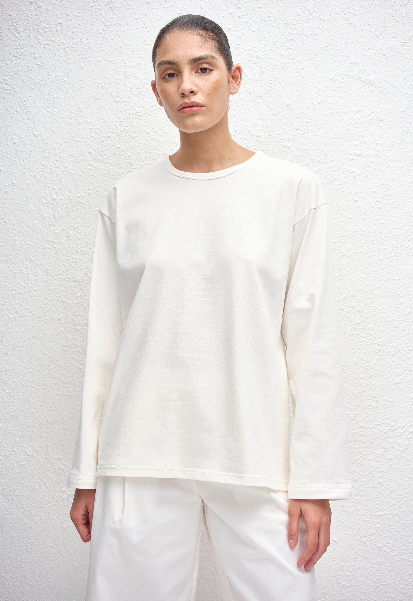 Matteau Long Sleeve Tee in Chalk - detail view