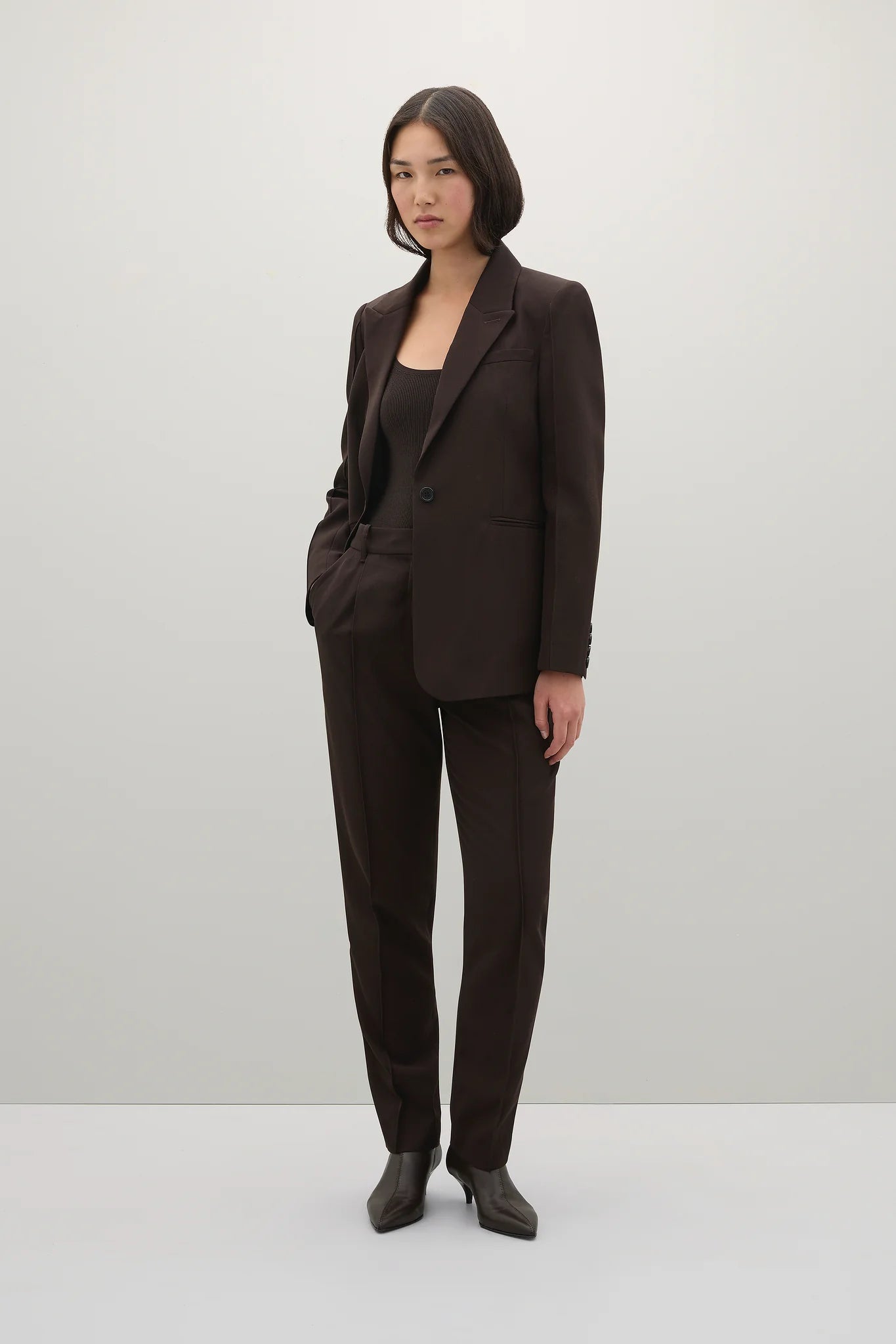 A Emery Maya Blazer in Bistre
