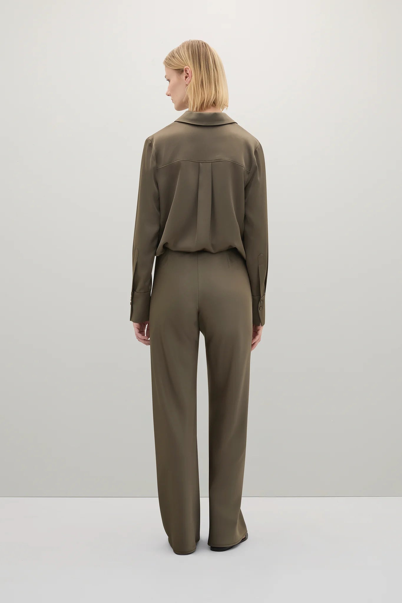 A Emery Myrna Pant in Deep Olive Green