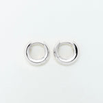 Nina Gordon Low Beam Hoops SMALL in Silver - detail view
