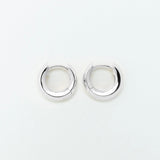 Nina Gordon Low Beam Hoops SMALL in Silver - detail view