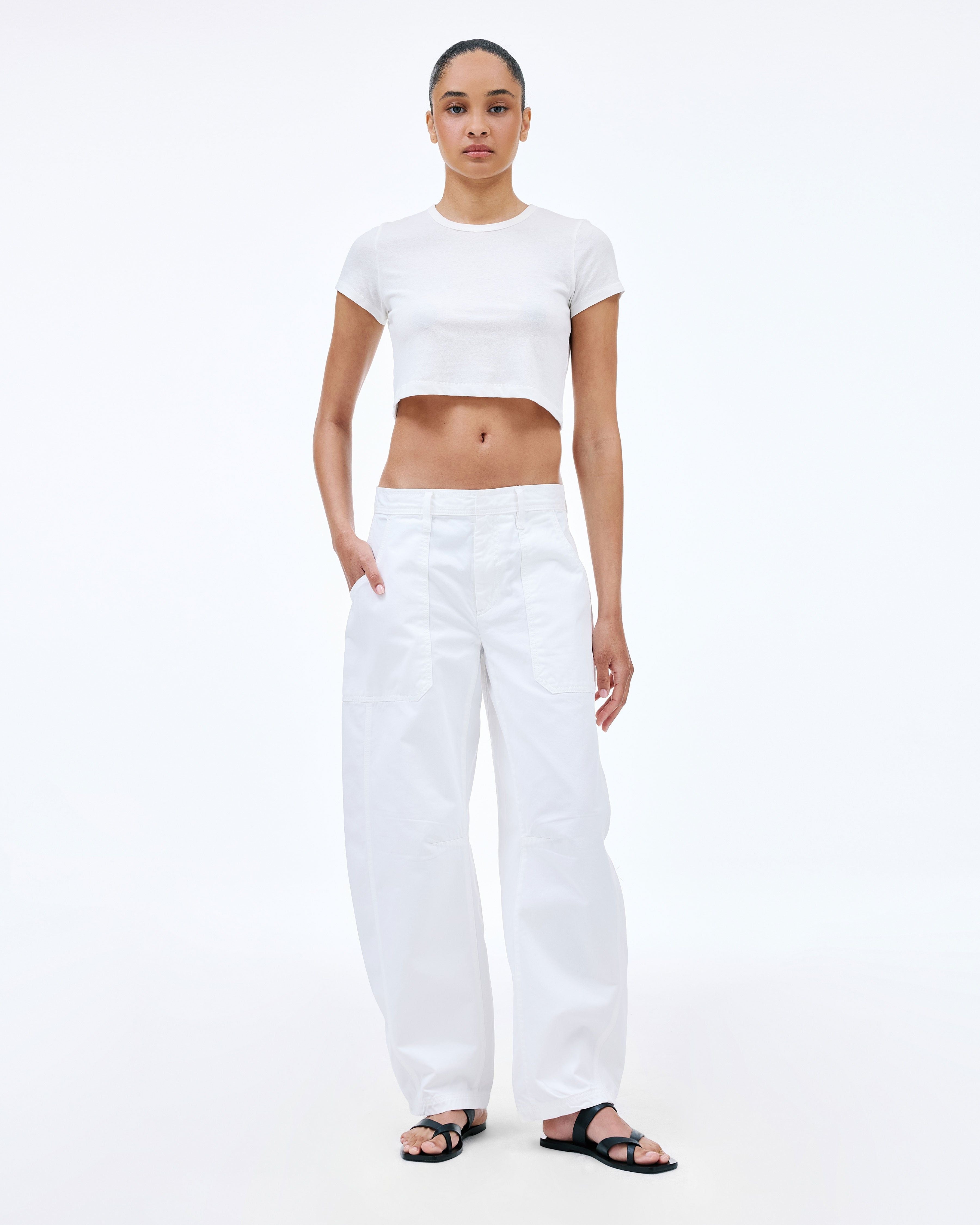 Slvrlake Rookie in White - side view